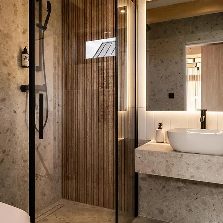 Nalas Z Widokiem Dağ evi *